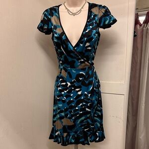 Y2K Betsey Johnson Blue and Black Patterned Mini Dress ✨